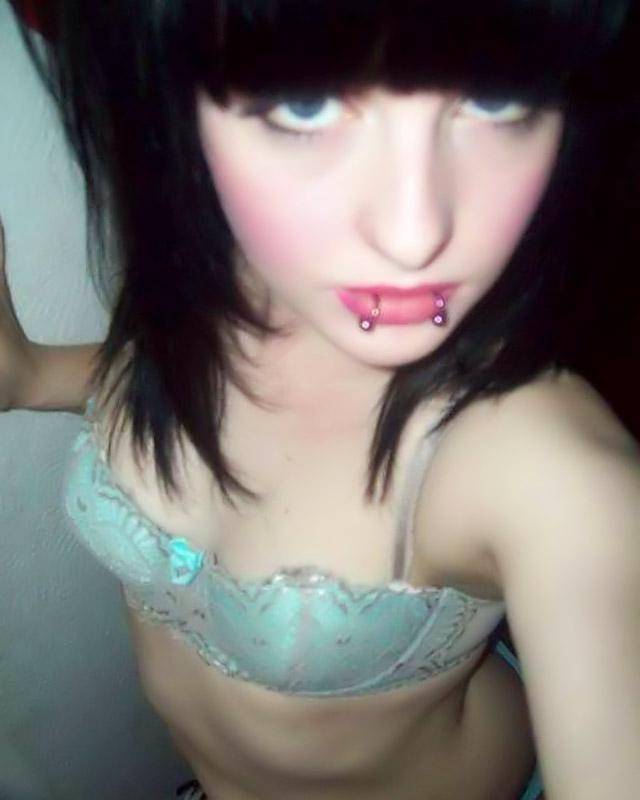 Домашние фотографии сексуальных и горячих телок 9 фотография