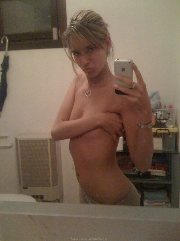 Марина хвастается привлекательными сиськами после операции 5 фотография