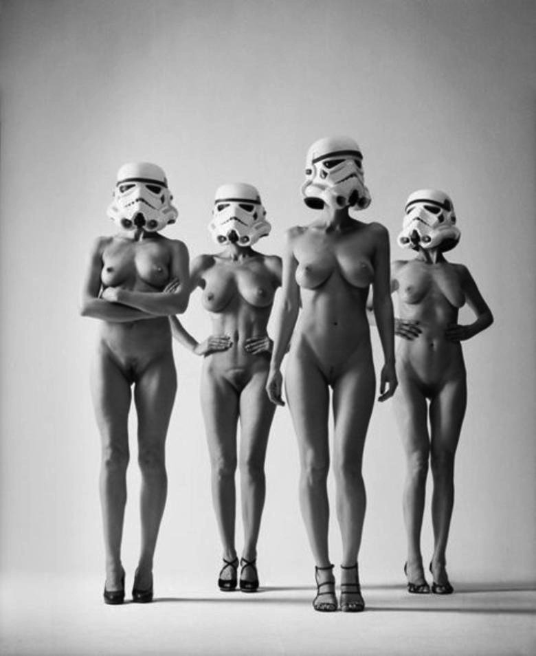 Даже зимой на улице нимфы могут появится в голом виде 5 фотография