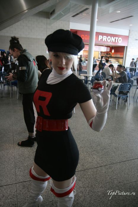 Сексуальные молодки любя косплеить разных персонажей 9 фотография
